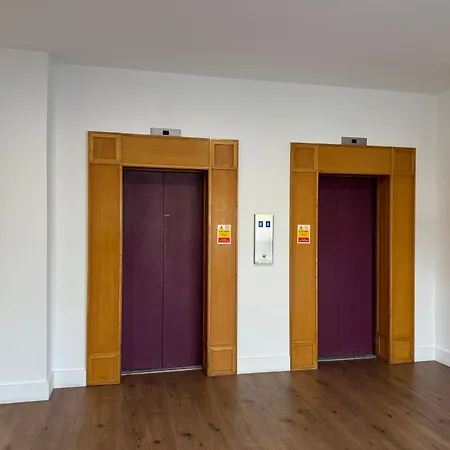 Apartment Elegant One Bedroom