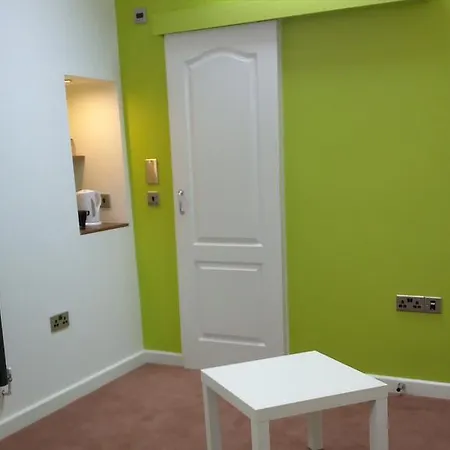 The Haybarn Guest house Swindon