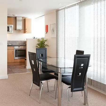 Apartment Paramount *