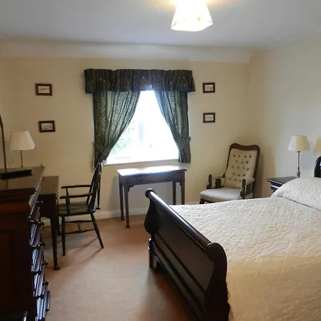 Schoolhouse Restaurant And Hotel