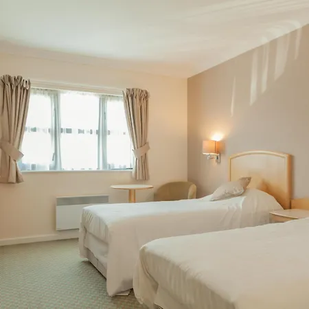 The Wiltshire Hotel, Golf And Leisure Hotel 3*