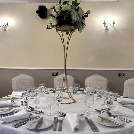 Hotel Marsh Farm Swindon