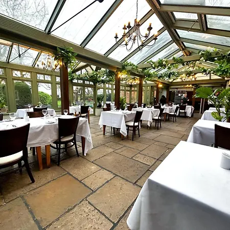 Marsh Farm Hotel Swindon