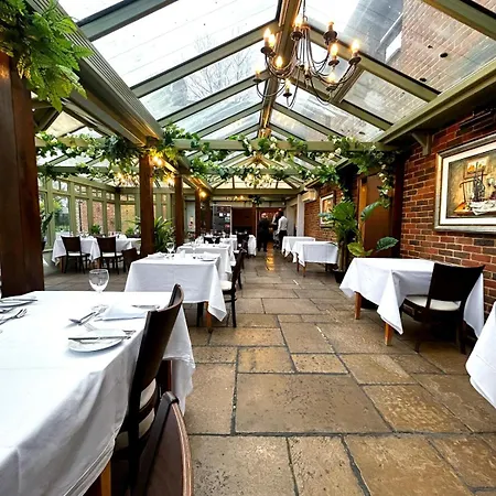 Marsh Farm Hotel Swindon