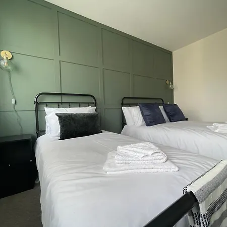 Electra House Apartment *