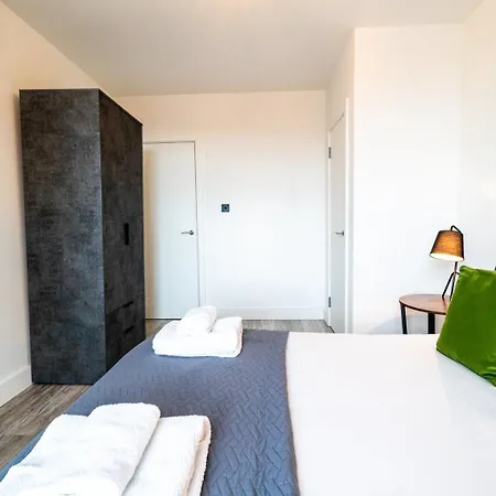 Apartment Central Gem Stylish 1-bedroom *