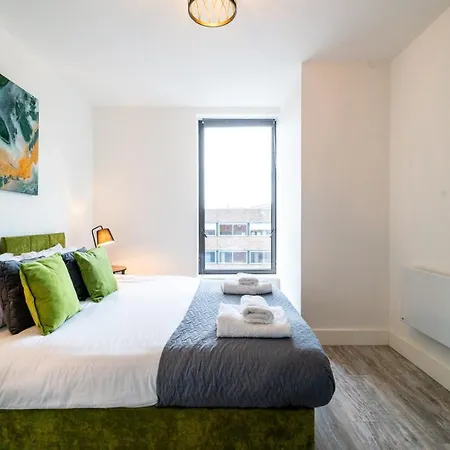Central Gem Stylish 1-bedroom