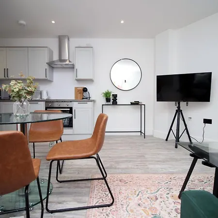 2 Bedroom With Free Parking Apartamento