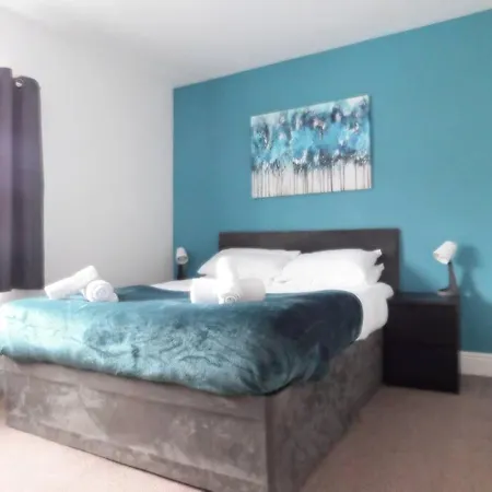 Lorne Holiday home Swindon