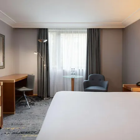 Doubletree By Hilton Hotel