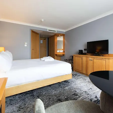 Doubletree By Hilton 4* Swindon