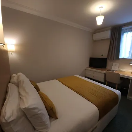 Hotel Stanton House Swindon
