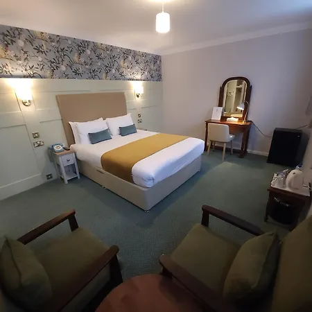 Stanton House 4* Swindon