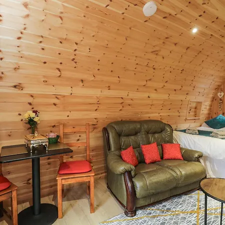 Holiday home The Poddy