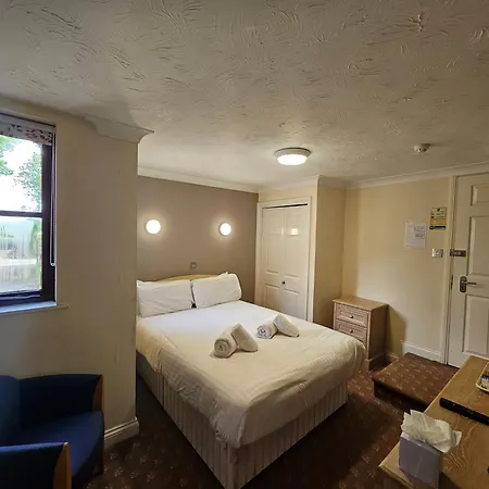 Marsh Farm Hotel Swindon