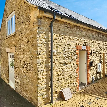 The Little Chapel * Swindon