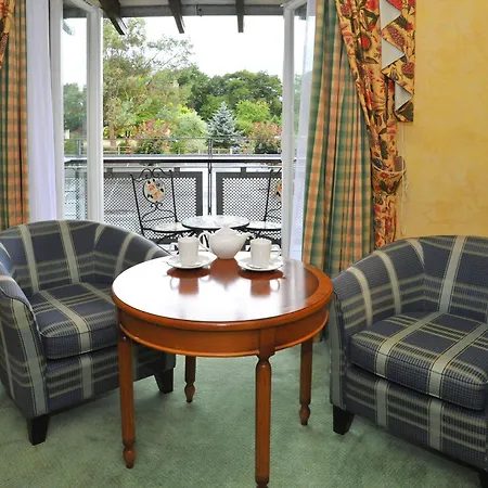Blunsdon House Hotel, Bw Premier Collection Hotel Swindon