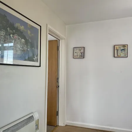 Hk Life Serviced , Centre Apartment *
