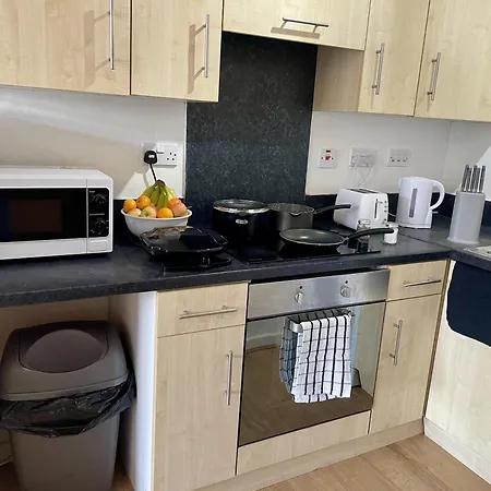 Apartment Hk Life Serviced , Centre Swindon