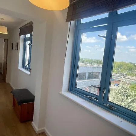 Hk Life Serviced , Centre Apartamento Swindon