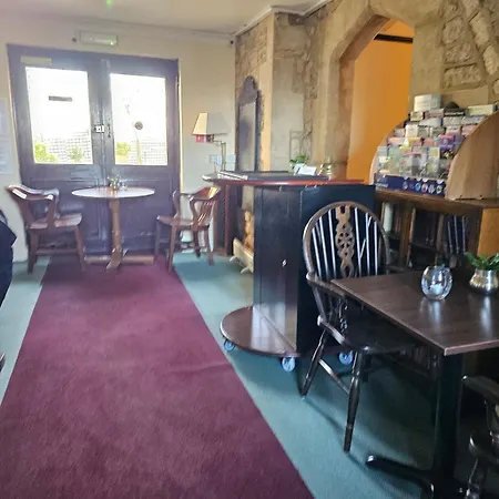 Schoolhouse Restaurant And 3*