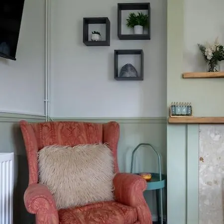 Juniper Close Retreat Holiday home *