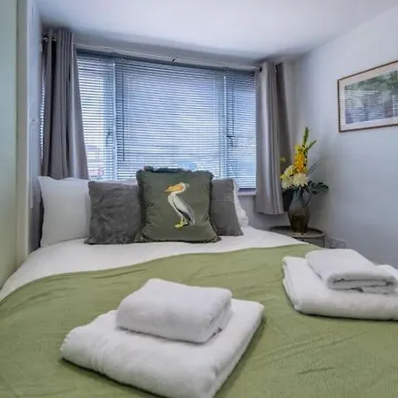 Juniper Close Retreat Swindon