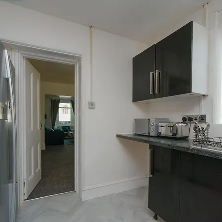 Parkside Victorian Retreat Near Town Centre