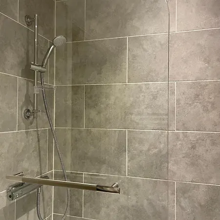 Holiday home Double En-suite With Free Parking Swindon