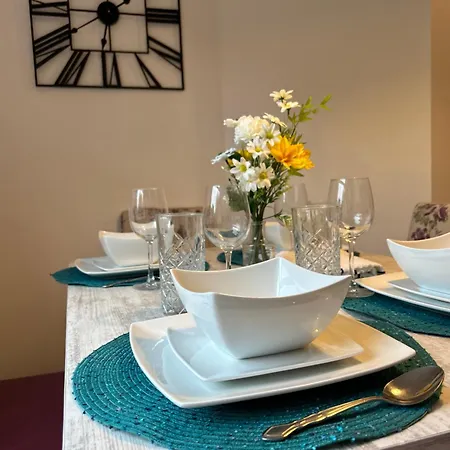 Comfy 3 Bed House North Holiday home