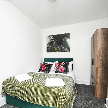 Holiday home Parkside Victorian Retreat Near Town Centre *