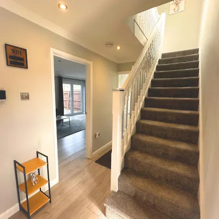 Elegant Modern 3 Bedroom