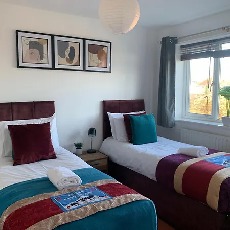 Holiday home Montrose House