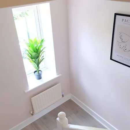 Haydon 5bed Sleeps 9 * Swindon