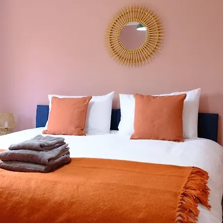 Haydon 5bed Sleeps 9