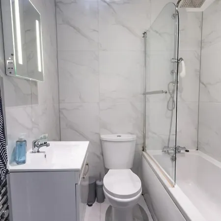 Commercial Road Location Wyvern Theatre Apartment