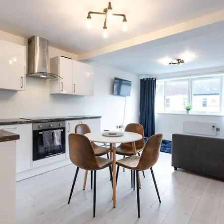 Apartment Commercial Road Location Wyvern Theatre *