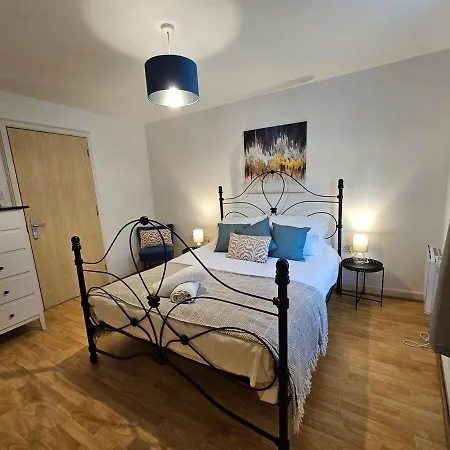 Plaza Flat 19 - 2 Bedroom Apartment, Free Parking, Town Centre Apartamento