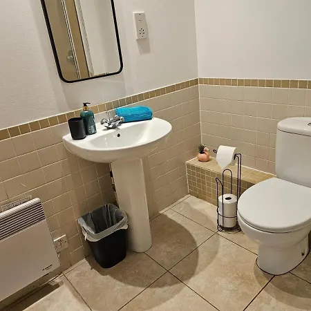 Plaza Flat 19 - 2 Bedroom Apartment, Free Parking, Town Centre *