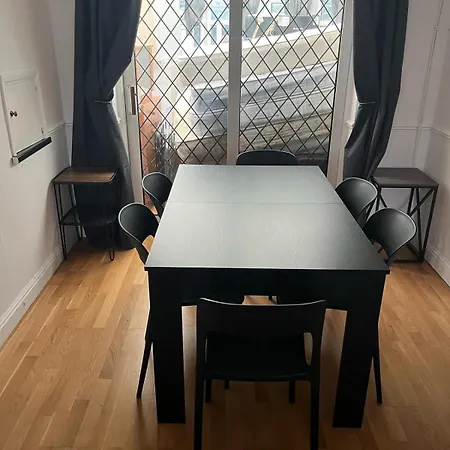 Oxford Rd, 5 Bedroom Sleeps 11,parking *