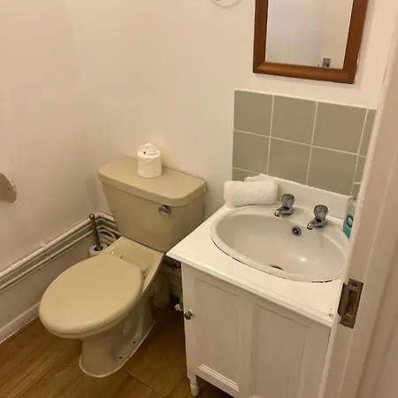 Oxford Rd, 5 Bedroom Sleeps 11,parking Holiday home *