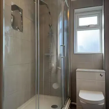 Holiday home Alder 3 Bedroom Semi Ample Parking *
