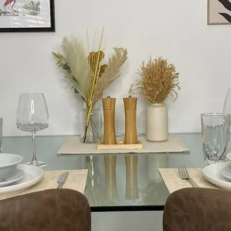 Town Centre Two-bedroom Apartment Swindon