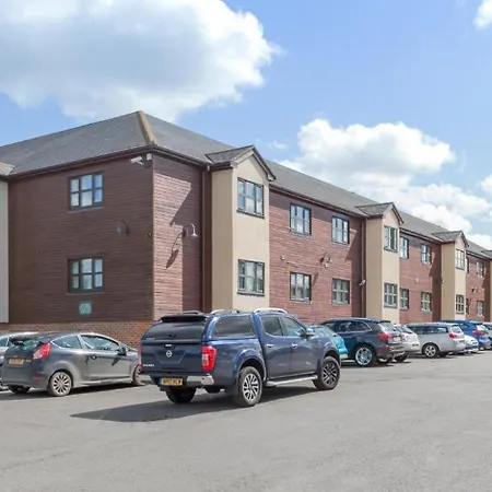 The Wiltshire Hotel, Golf And Leisure