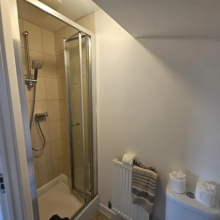 Homington House Long Sleeps 8 Free Parking *