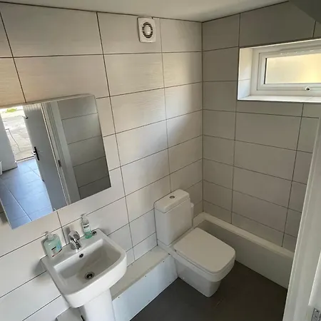 Welcome 55b- Self Check-in Whole Fully Refurbished Aparthotel *