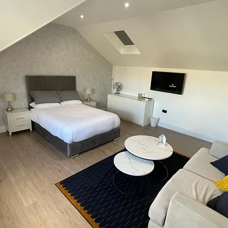 Welcome 55b- Self Check-in Whole Fully Refurbished Aparthotel
