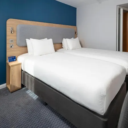 Express Centre By Ihg Hotel Swindon