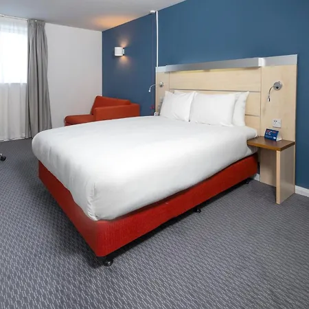 Express Centre By Ihg Hotel