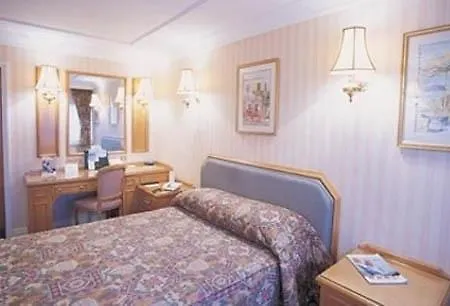 Thistle Express 3* Swindon